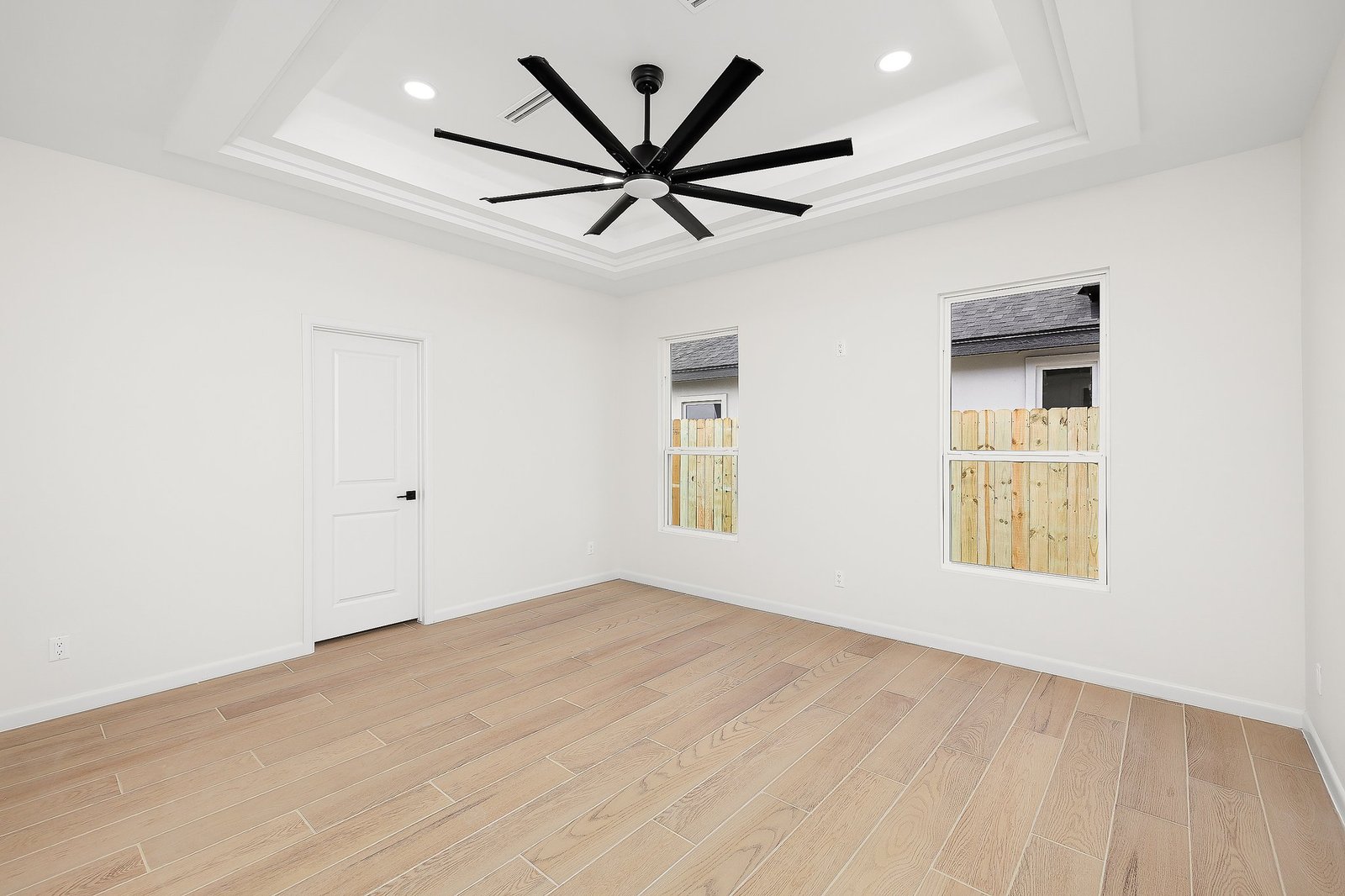 1003 Bette — bedroom