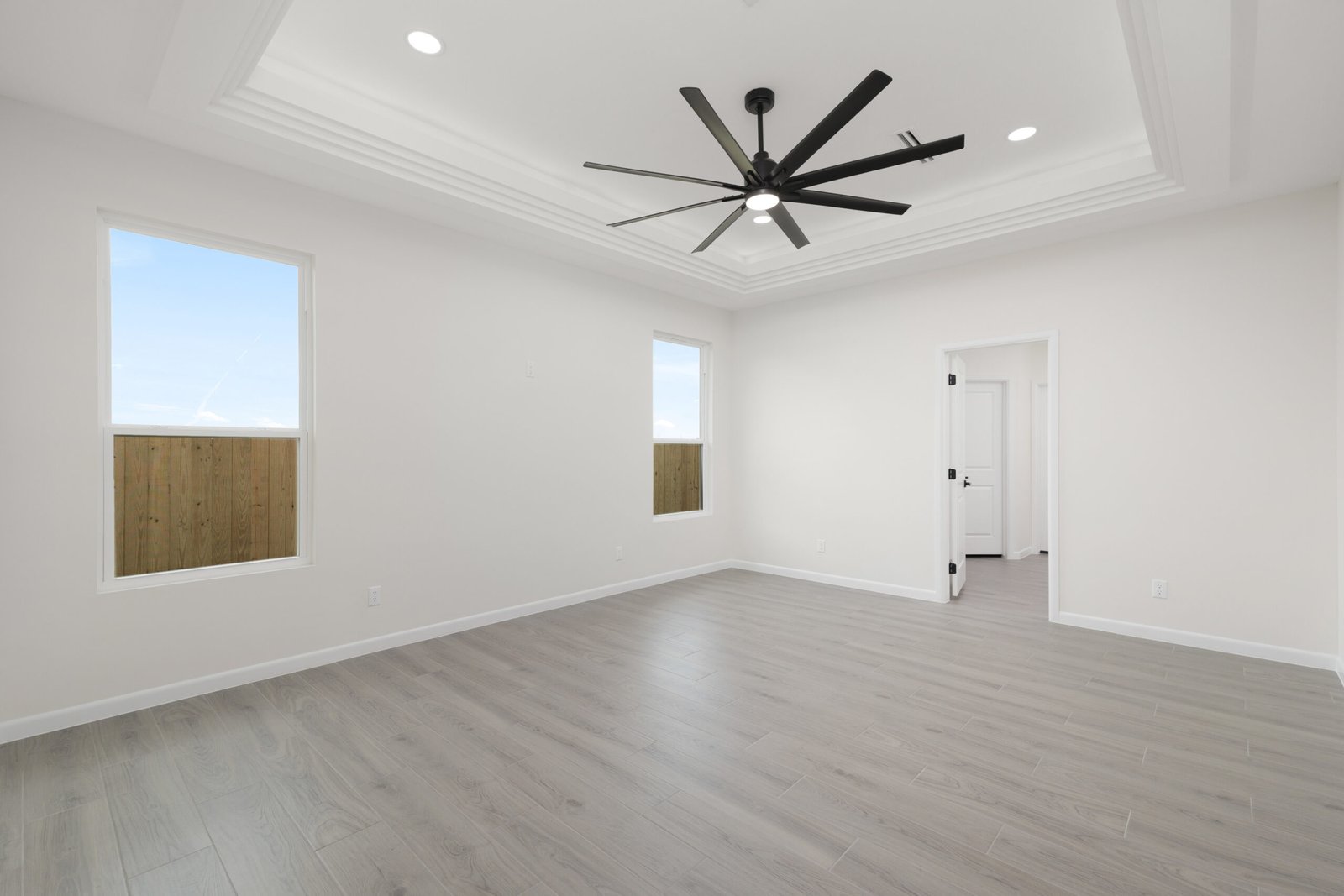1007 Bette — bedroom